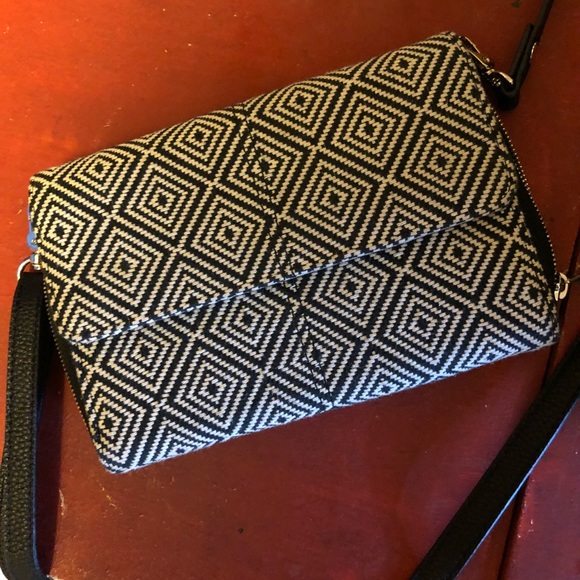 Cross body small purse - Picture 1 of 2